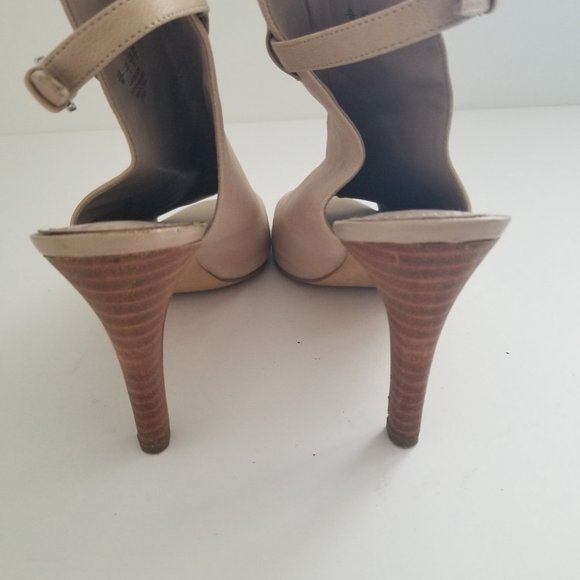Stacked heel nude bootie - Picture 3 of 3